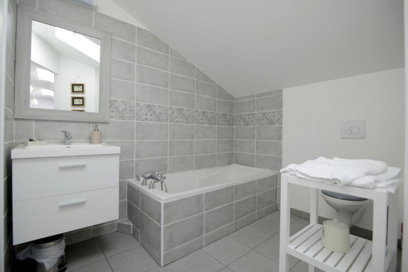Ferienwohnung Les 4 Saisons Piscine Interieure Mer Zimmer foto